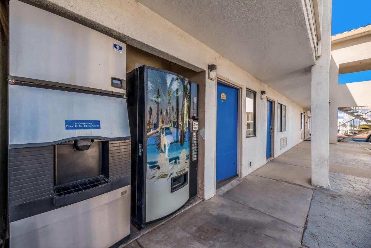 Motel 6-Westley, Ca Extérieur photo